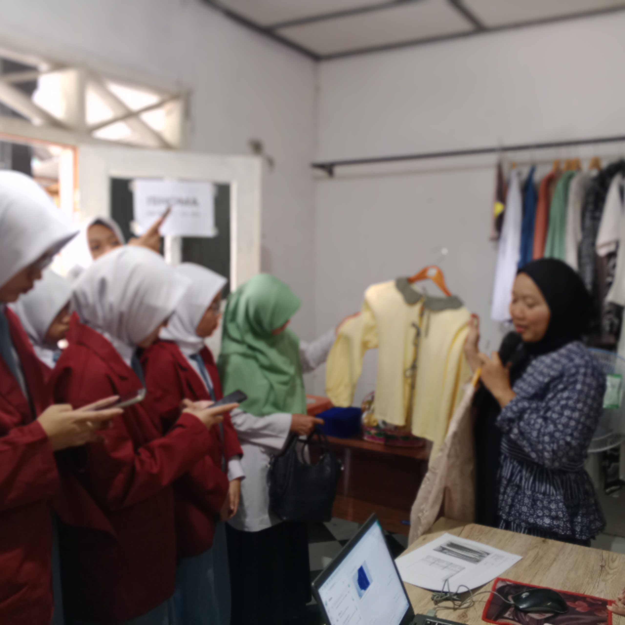 Jasa konveksi Jogja terpercaya untuk brand fashion dan seragam